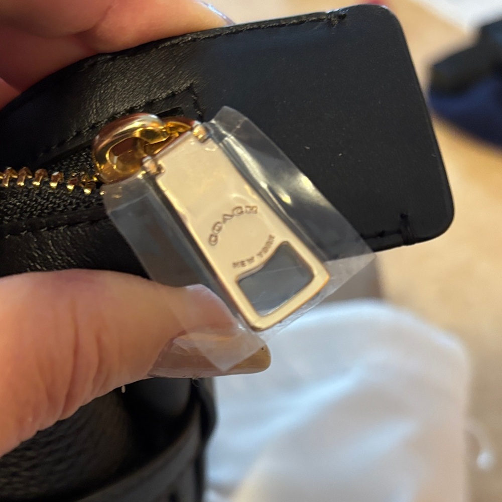 Coach Black Leather Shoulder Bag - Picture 2 of 11